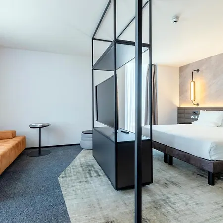 Novotel Liverpool Paddington Village Exterior foto