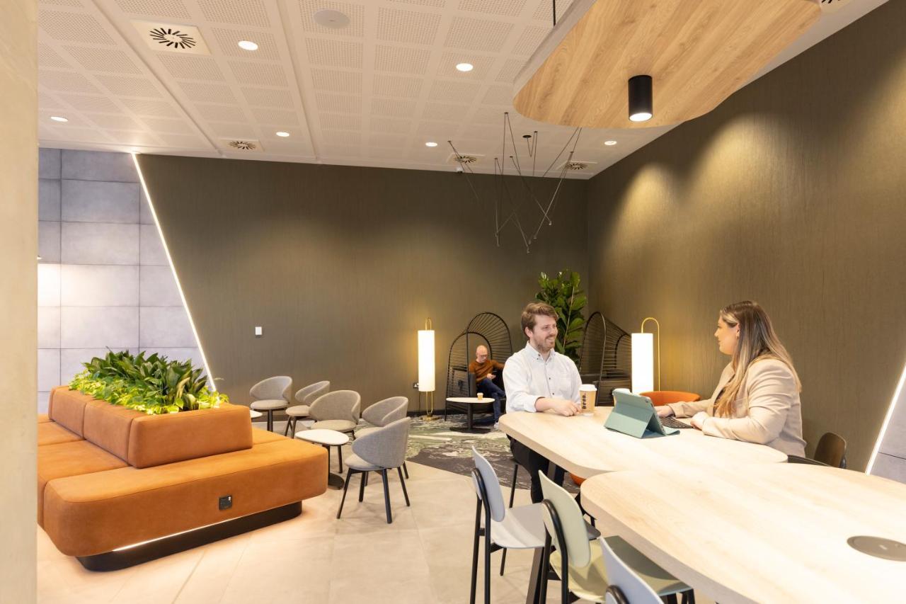 Novotel Paddington Village Hotel 4*